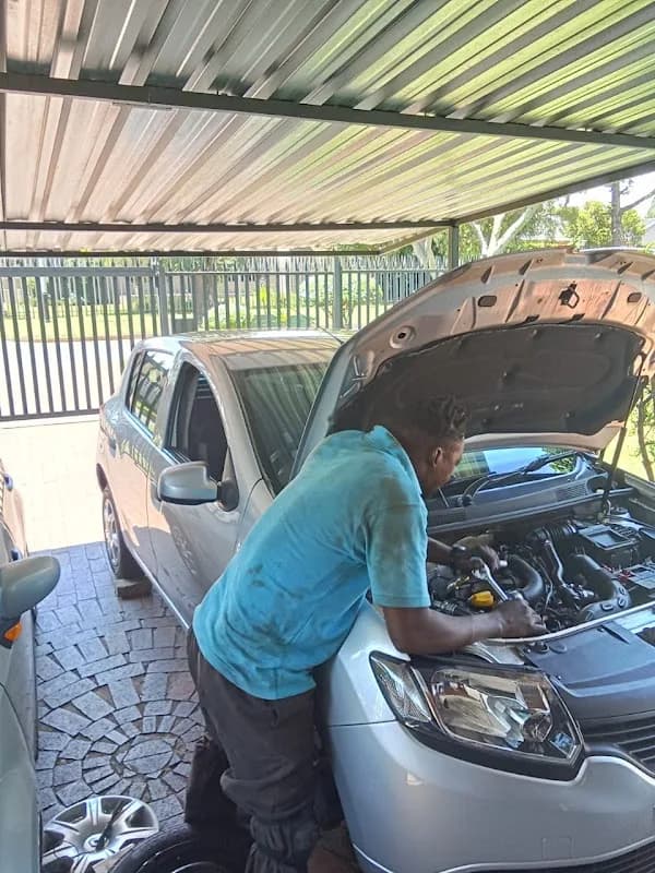 MAlCOM MOBILE MECHANICS(PTY) LTD in Fourways