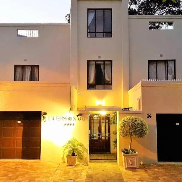 Riversong Guest House in Newlands