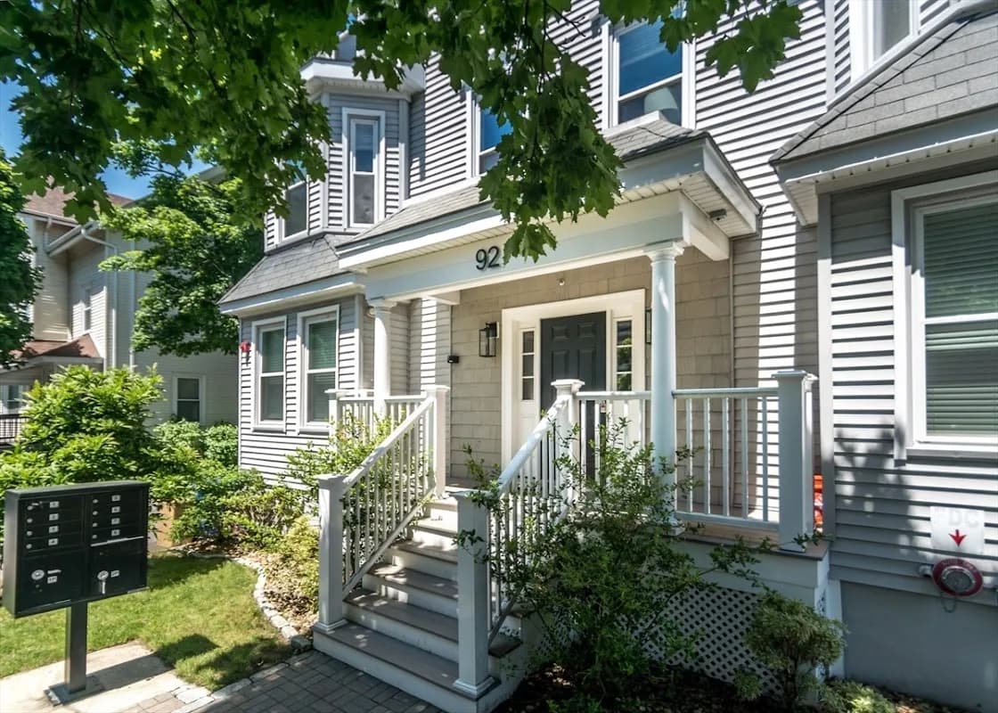 Dave DiGregorio Real Estate - Coldwell Banker Realty, Waltham in Route 128 / Waltham