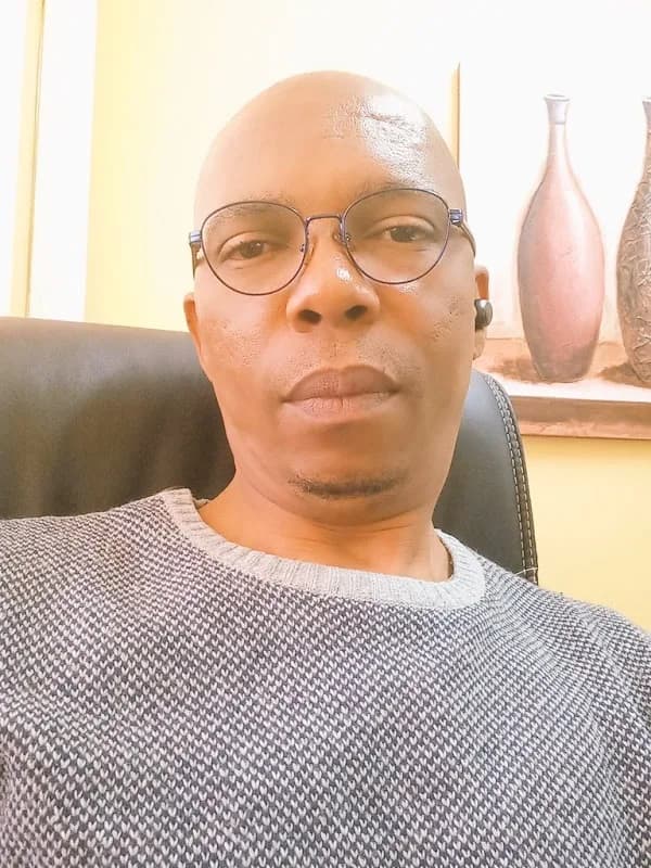 Leon Ndlala Optometrist CBD in Pretoria CBD