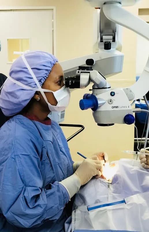 Dr Sibusisiwe - TlhapaneEye Prestige Ophthalmologists - in Fourways