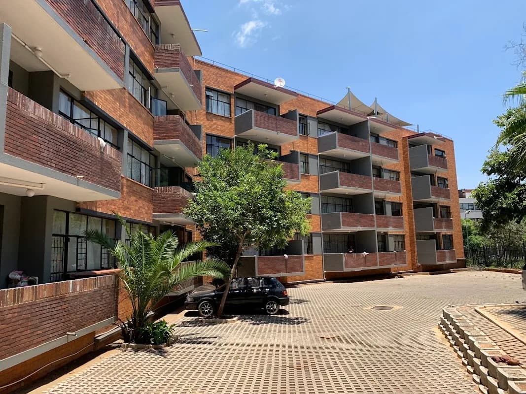 Williston Court in Parktown