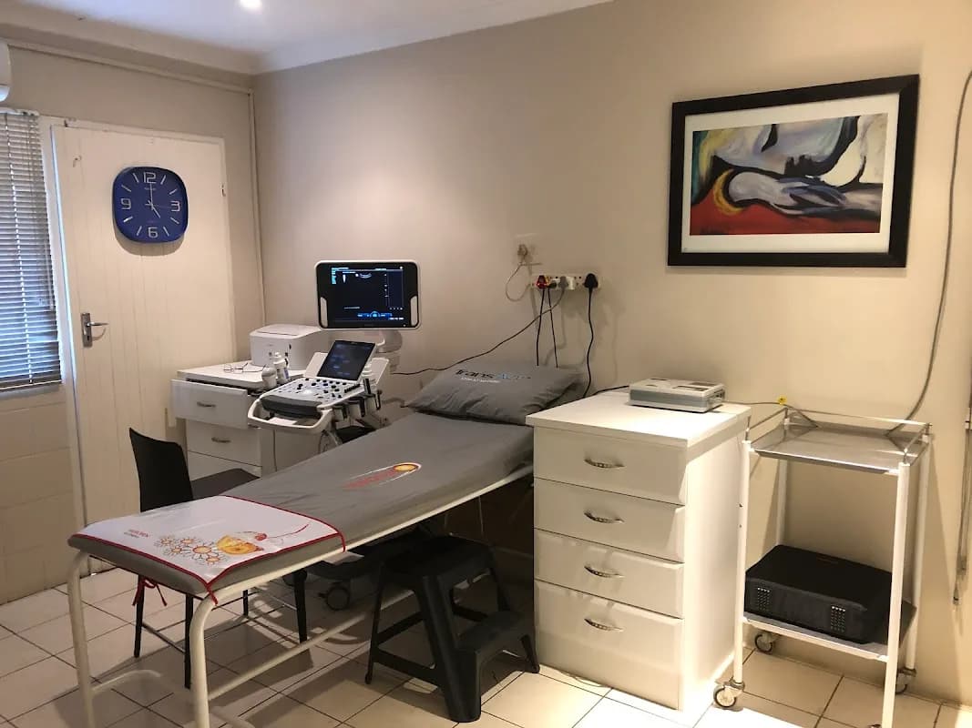 GREENCROSS MEDICAL AND DENTAL CENTER. Dr U Covenden in Phoenix