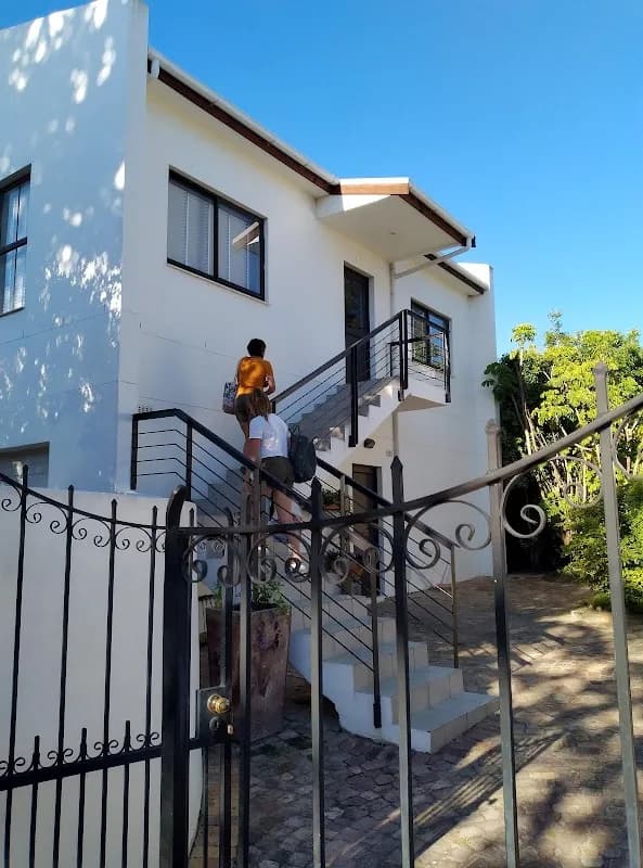 16 Rhodes-North Self Catering Apartment & Studio in Die Boord
