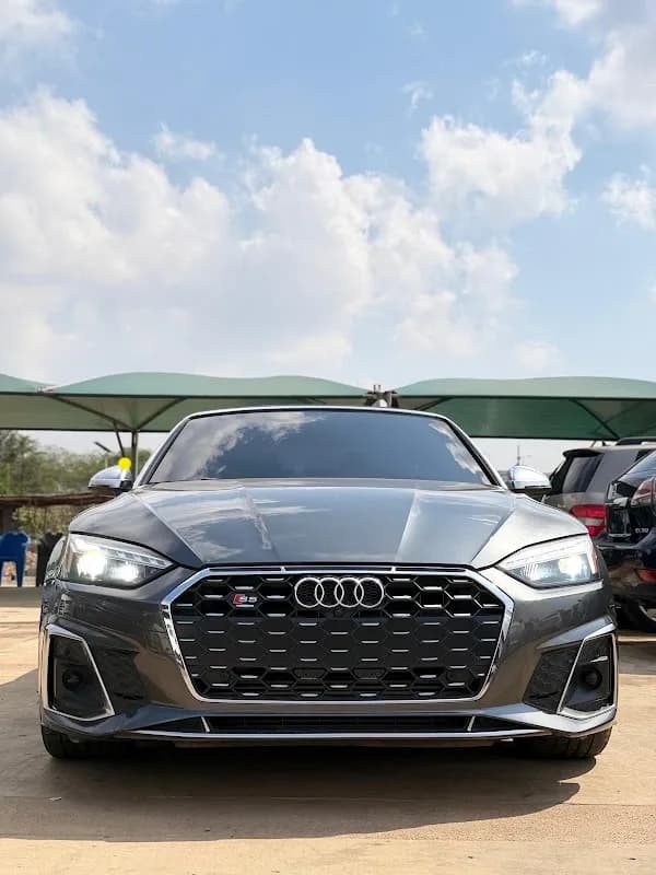 Brownson autos in Garki Area 7