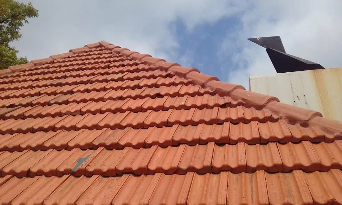 Roof Tile Specialists in Greenside
