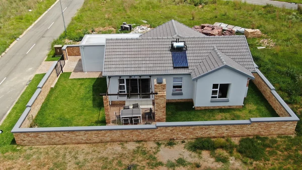 Bella Rosa Estate in Alberton