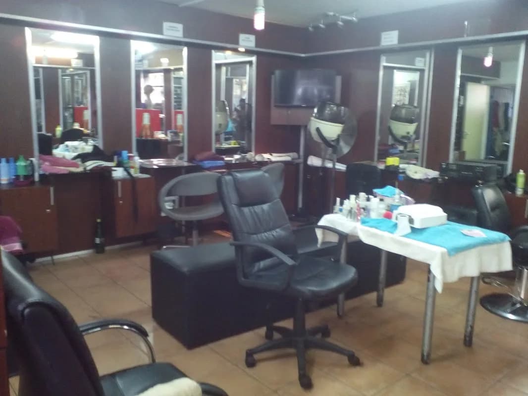 Denco Eye Lashes And Beauty in Newtown