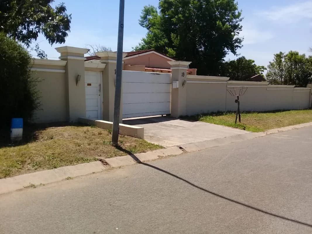 LaVidas Lodge in Southernwood