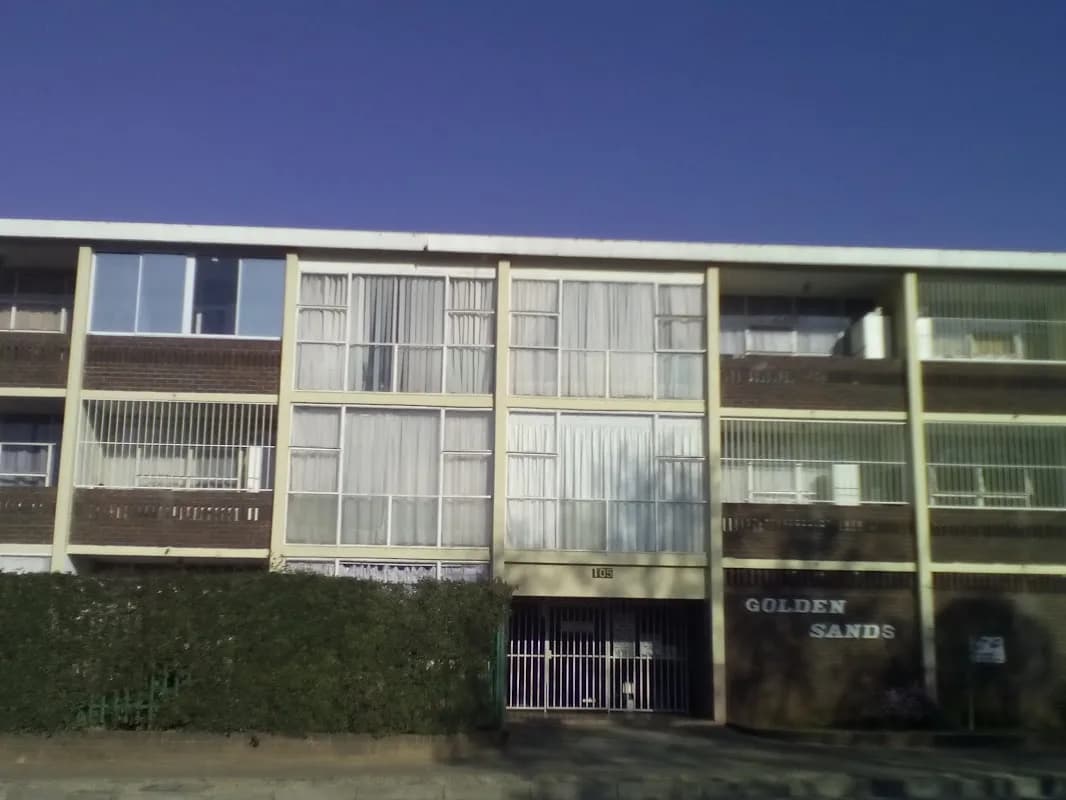 Golden Sands Apartments - Benoni. in Benoni