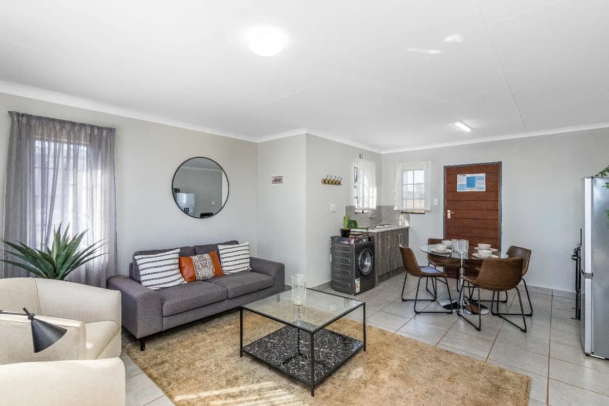 Cosmopolitan Projects Johannesburg in Primrose