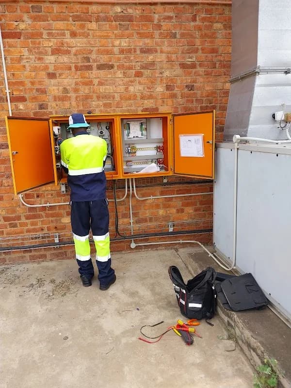 Meneso Refrigeration,Air Conditioning Electrical and Plumbing ME 3 in Galeshewe