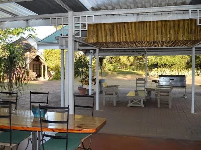Ascot Inn in Scottsville