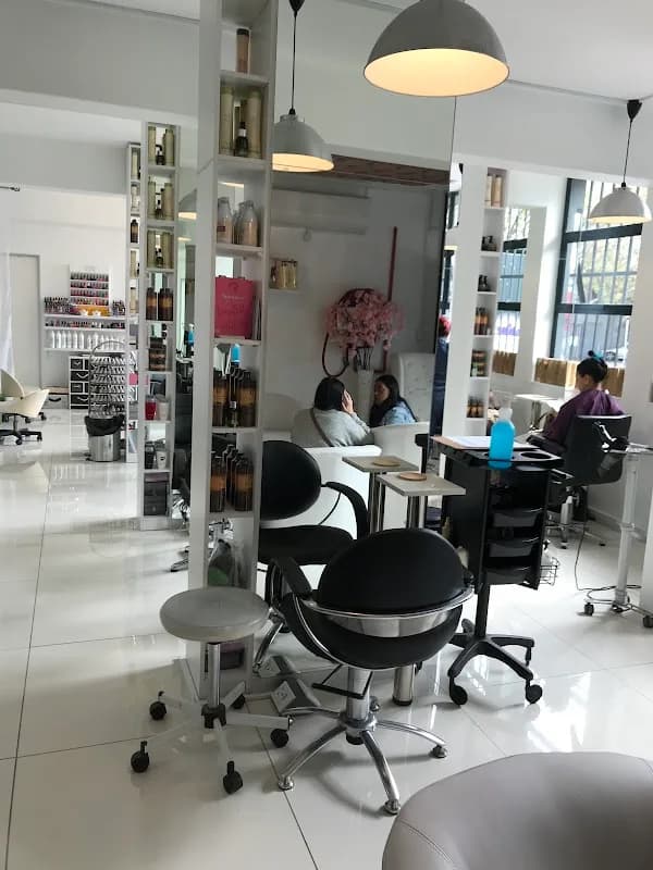 Be-Dazzle Hair & Beauty in Claremont