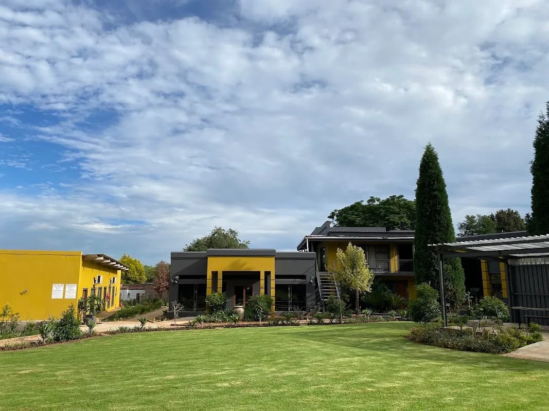 Zamabhele Lodge in Aerorand