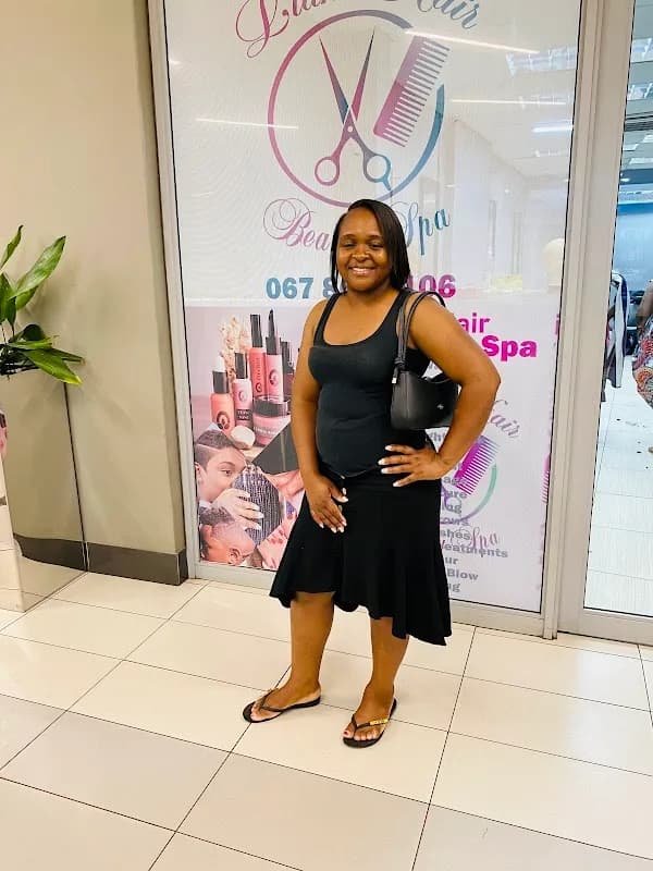 Lia Hair & Beauty Spa in Scottsville