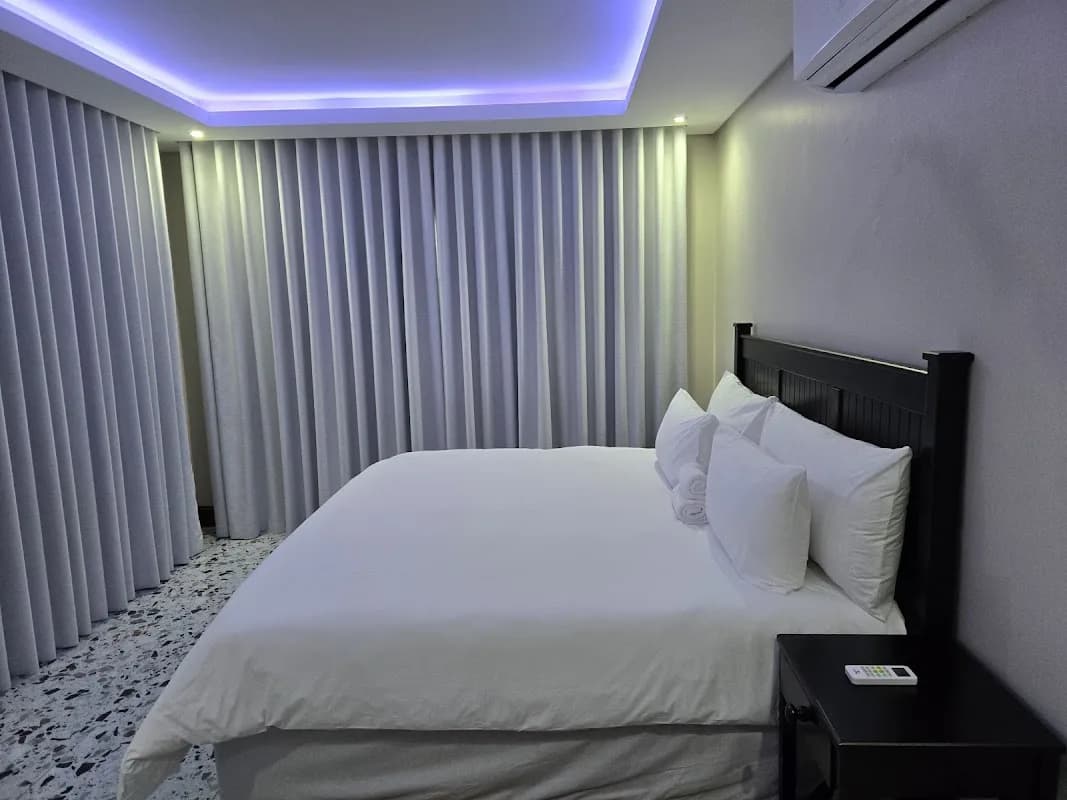 Nombango Guest House in Meerensee