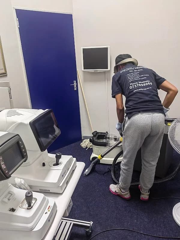 Andycay Pretoria Cleaning (Pty Ltd) in The Moot