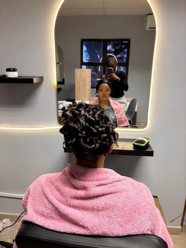 Deebeautybar in Empangeni CBD