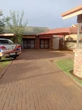 Ebony and Ivory Guesthouse in Mangaung