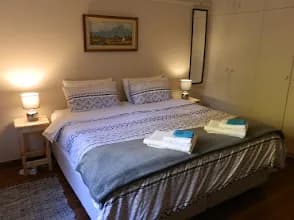 10 on Fairview Bed & Breakfast in Paarl East