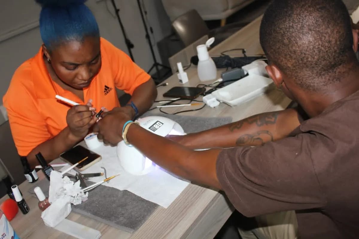 Sphesh beauty salon in Esther Park