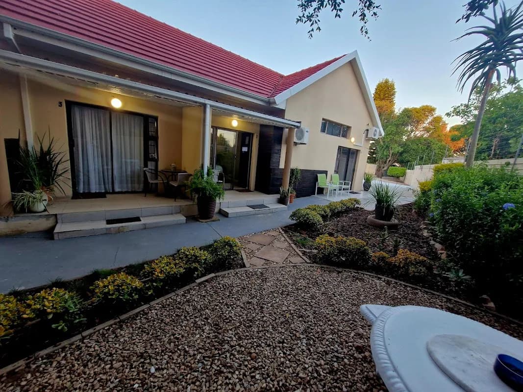 Bhotani B&B in Newton Park