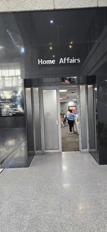Department of Home Affairs (inside Standard Bank) in Johannesburg CBD