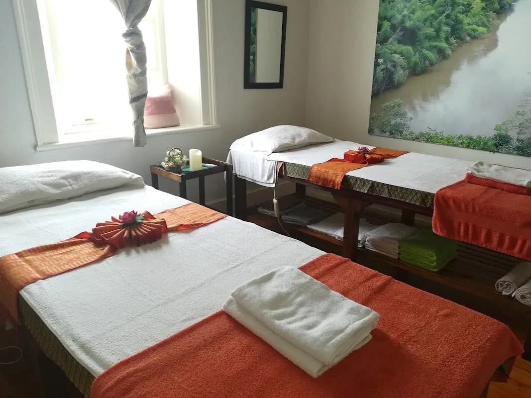 Nabua Thai Massage in V&A Waterfront