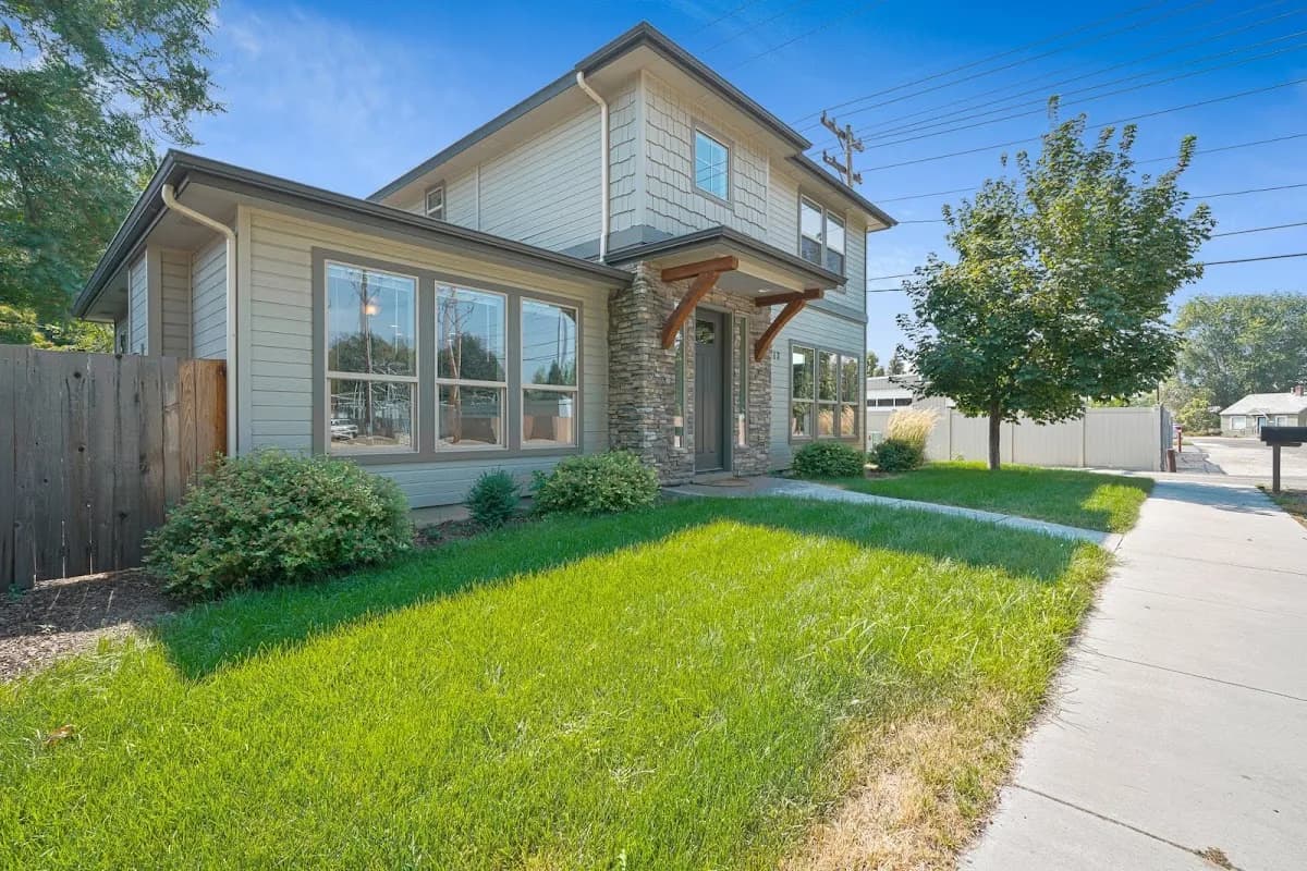 4D Real Estate - Donna Wade, REALTOR® in North End / Meridian