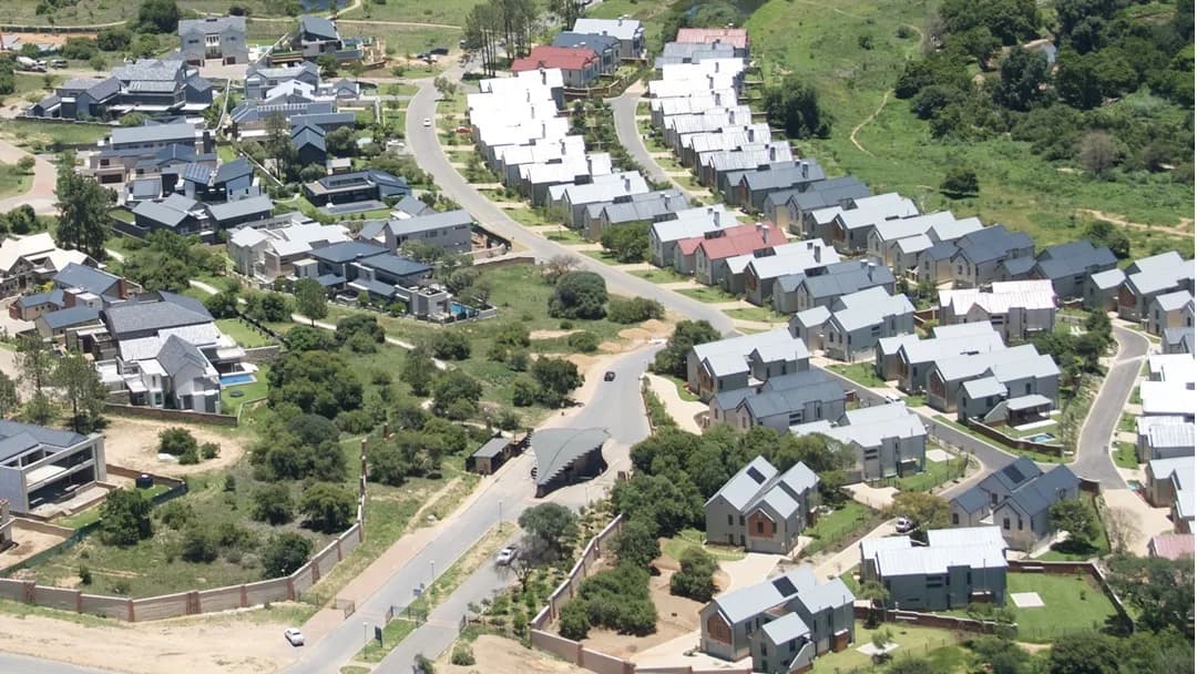 Gate 7 Waterfall Country Estate South in Waterfall
