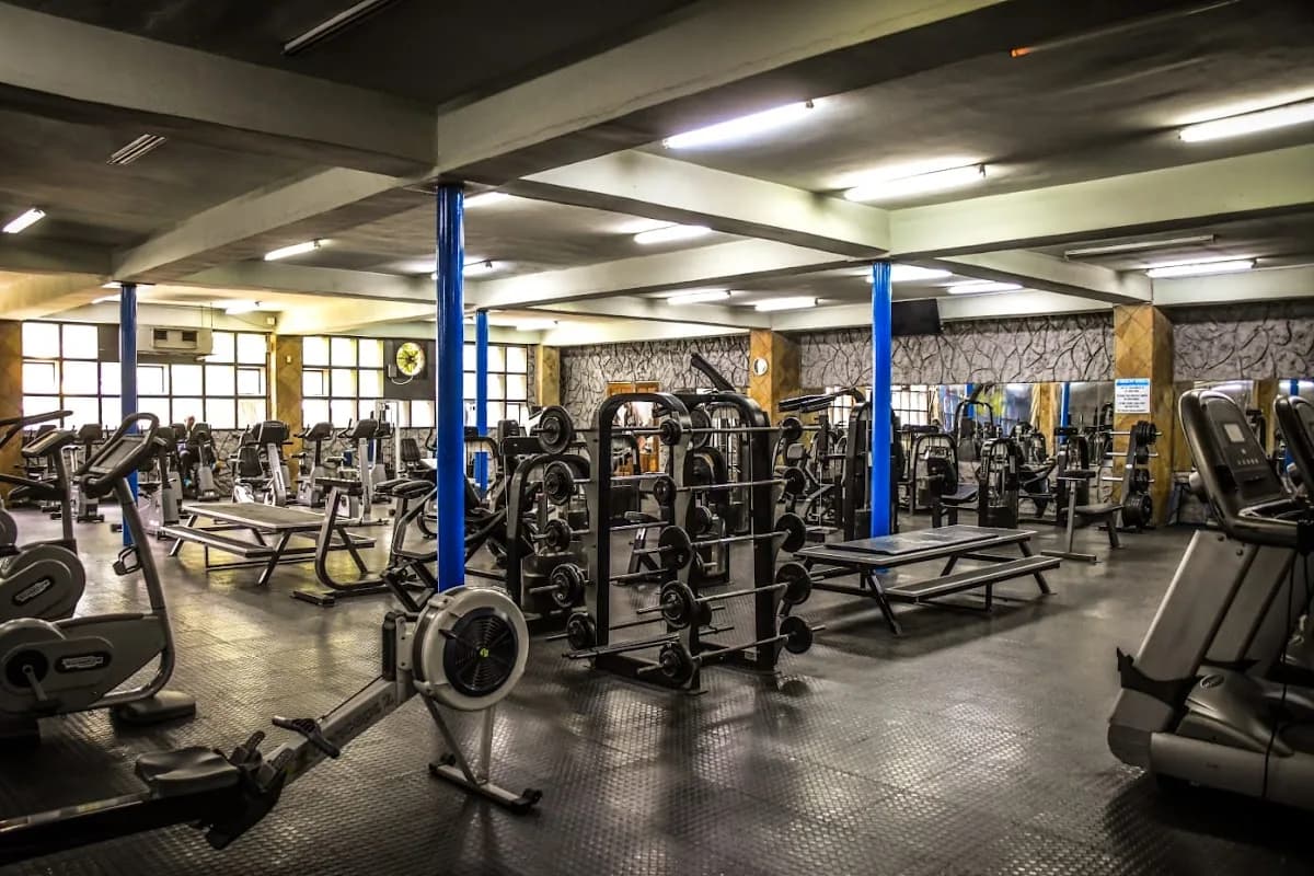 Health World Fitness Gym in Benoni CBD