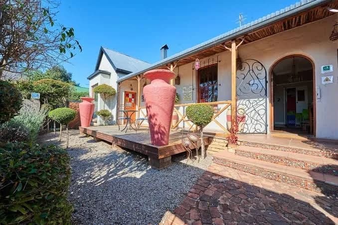 84 on Fourth Guest House in Melville