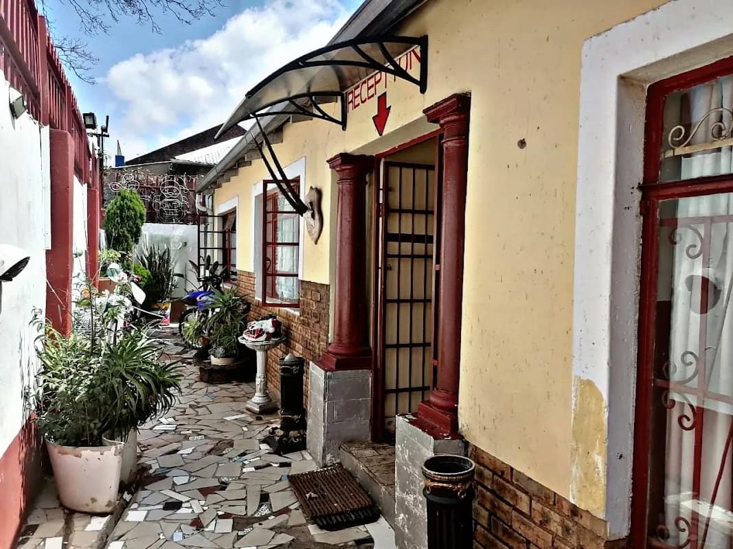 Valley Center Guest House in Johannesburg CBD