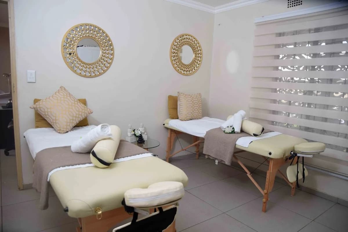X woman Beauty Spa in Alberton