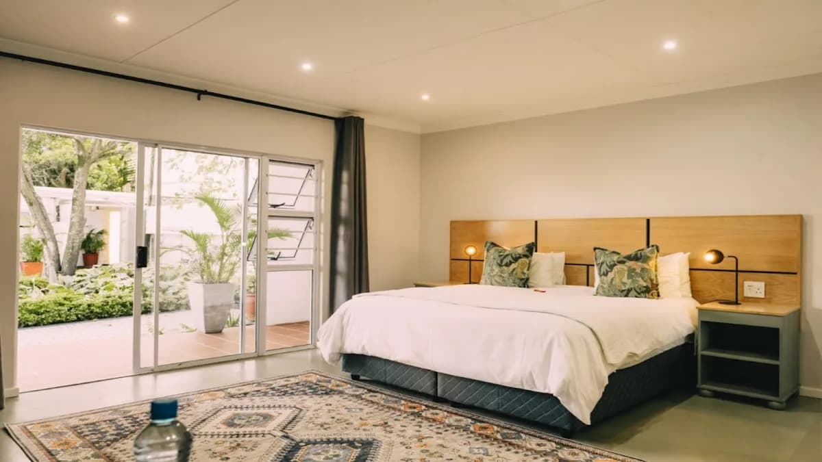 Devereux Lodge & Villas in Vincent
