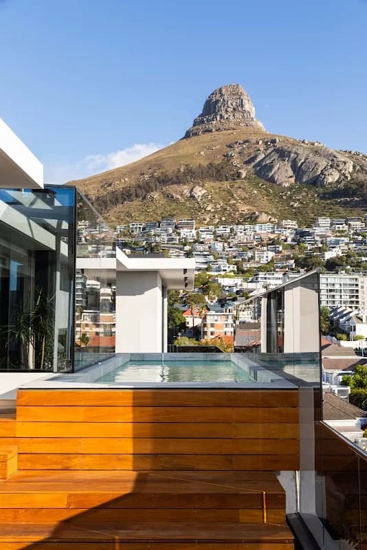 Latitude Aparthotel by Totalstay in Sea Point