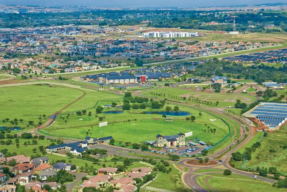 Midstream Estate in Midfield Estate