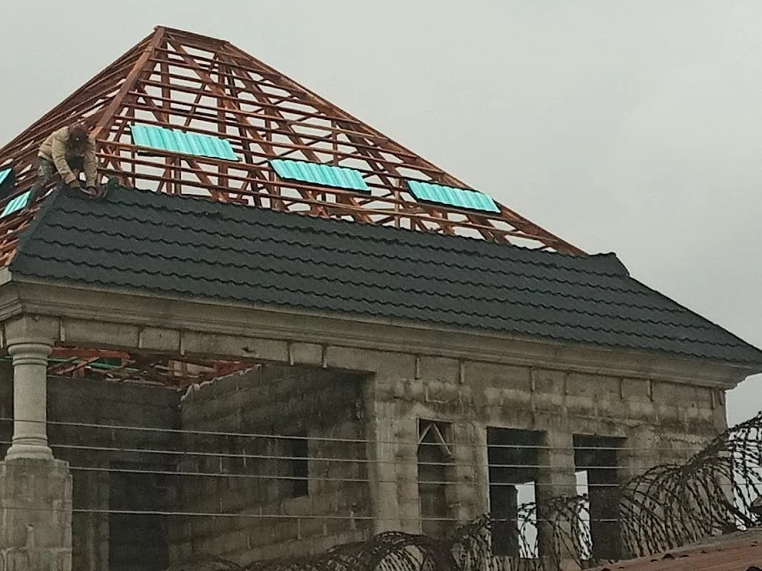Classyroofing company in AGIP Estate