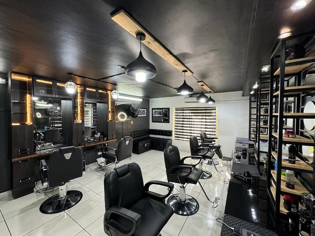 Hairsurgery in Westdene