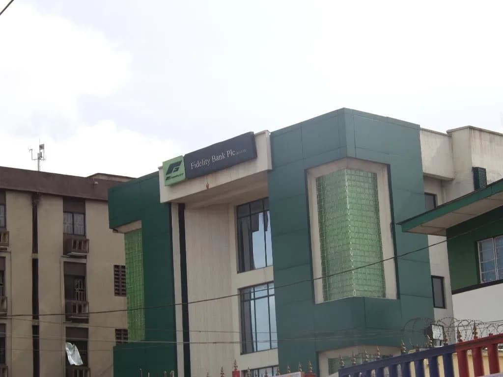 Fidelity Bank Plc - Mushin Branch in Mushin