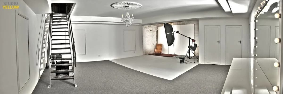 STUDIO YELLOW in Alberton
