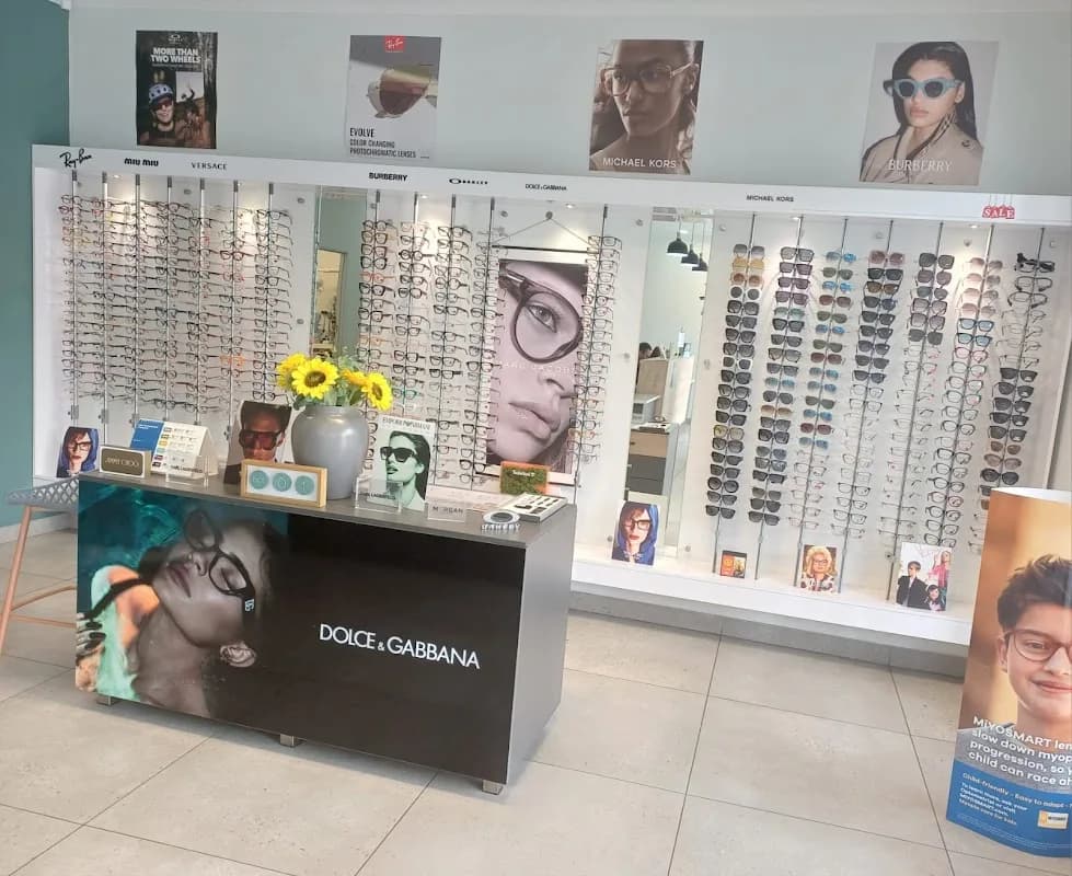 CM Phatudi Optometrist in eMalahleni CBD