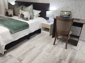 Lesedi Guesthouse Middleburg in Clubview