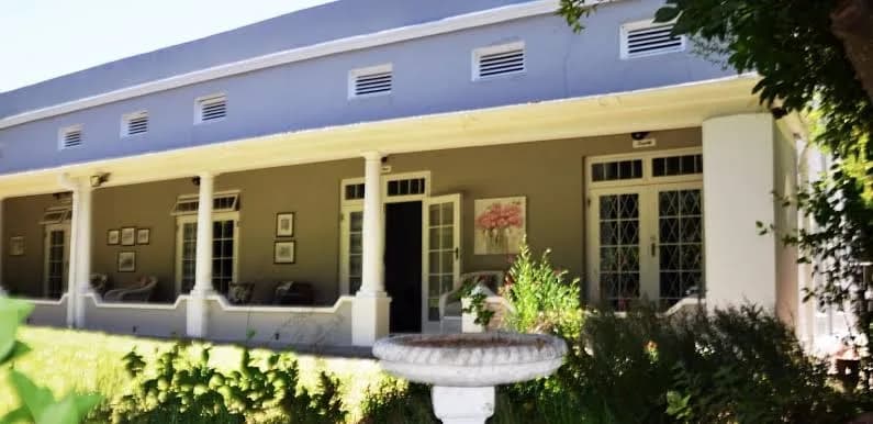Afrika Pearl in Paarl CBD