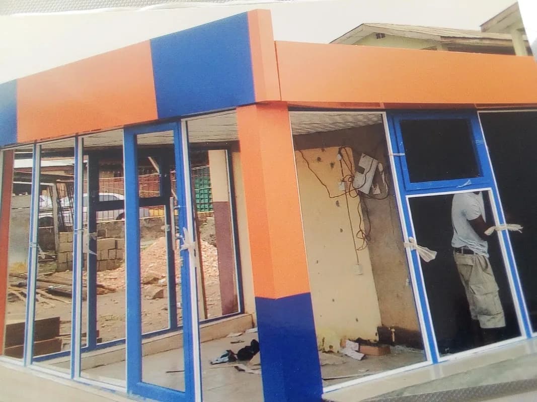 Proficient Aluminium and Glass Works in Karshi