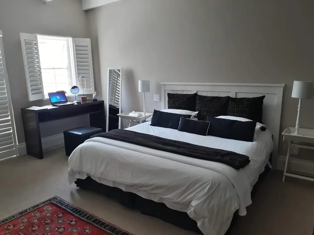 Bishopsfield guest house in Rondebosch