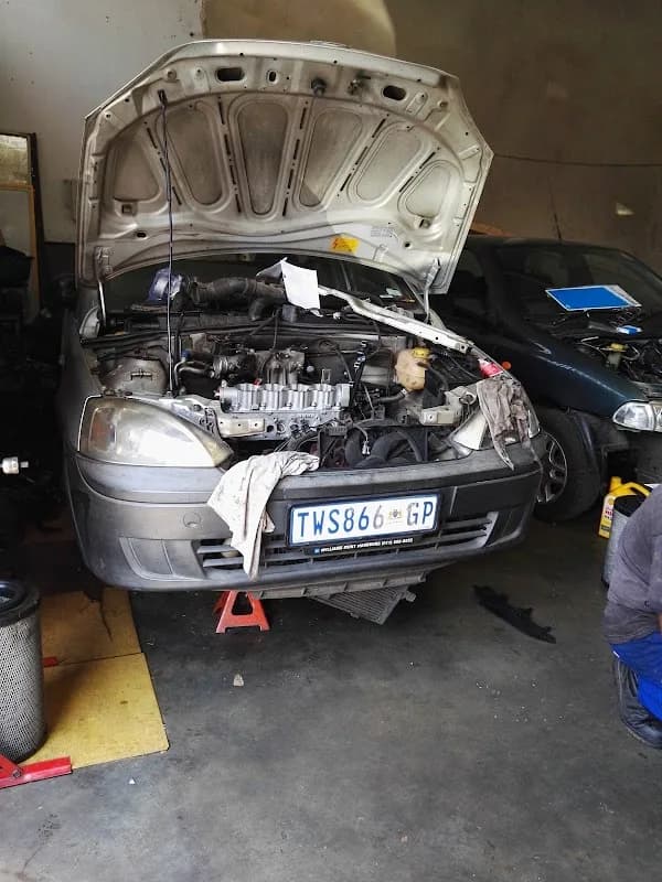 Newclare Auto Repairs in Greenside