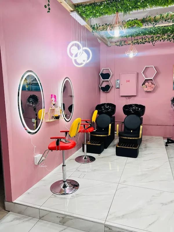 Zee Beauty Salon in Richards Bay CBD