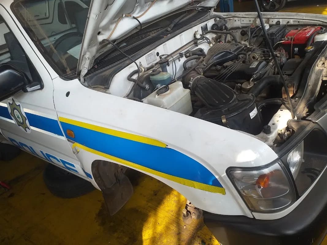 Lungisani Motor Mechanics in Paulshof
